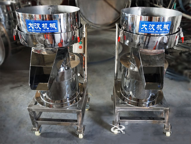 450型過濾篩機實拍：單層過濾篩過濾，多用于液體物料的使用。